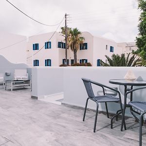 Oasis Suites Fira